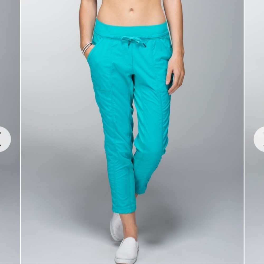 Lululemon Athletica Turquoise Joggers. Street To Studio Size 6